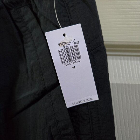 NWT Old Navy Black High-Waisted Parachute Cargo Jogger Ankle Pants Size Medium - Picture 8 of 15